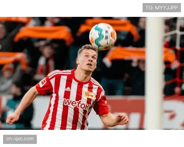 霍芬海姆对阵强敌反击策略 利用边路速度制造威胁